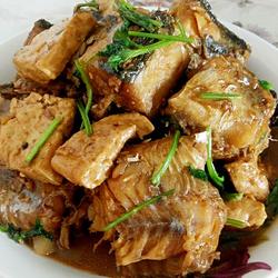 鳕鱼炖豆腐