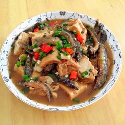 泥鳅焖豆腐