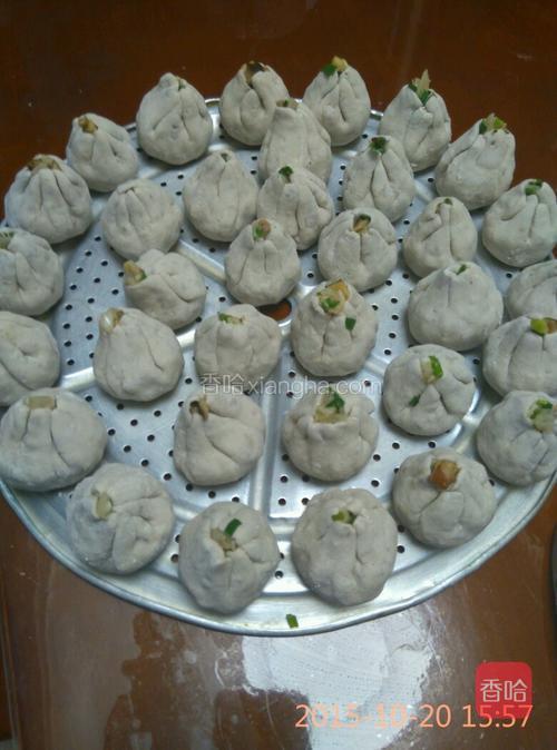 全部包好后的烧麦.