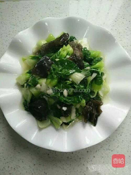 清炒木耳小白菜