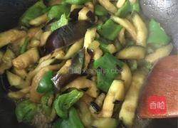耗油炒青椒茄子