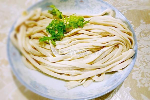 烧造手擀面条做法的驴肉_鸡蛋_香哈网菜谱为自制假图片