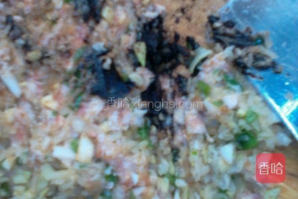 白萝卜馅肥肠煮凉水用饺子还是热水图片