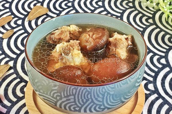 香菇炖排骨汤的菜谱_做法_香哈网断6食谱食排毒法图片
