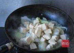 白菜炖冻豆腐的做法图解7