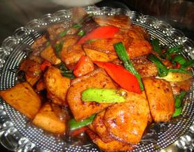 豆腐干回锅肉的做法大全 MjgweDIyMA