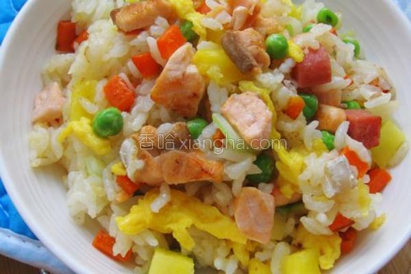 菠萝炒饭 NjAwX2MxXzQwMA