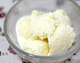 自己怎么做奶油冰淇淋 MjgweDIyMA