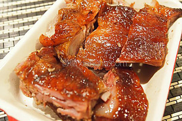 烤脆皮鸭的做法_菜谱_香哈网