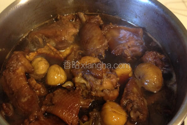 板栗烧鸡家常做法正宗做法 NjAwX2MyXzQwMA