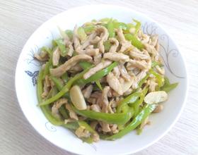 青椒丝炒肉丝做法 MjgweDIyMA