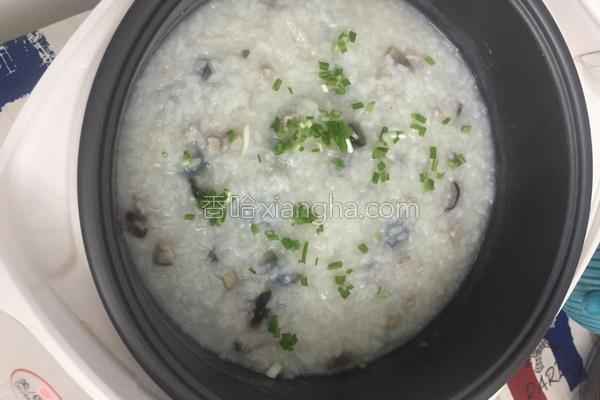 香菇皮蛋瘦肉粥的做法_菜谱_香哈网