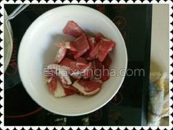 扁豆角炒香菇牛肉的做法图解5