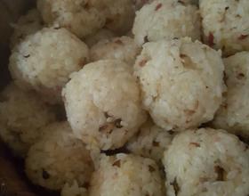 糯米丸子要什么肉 MjgweDIyMA