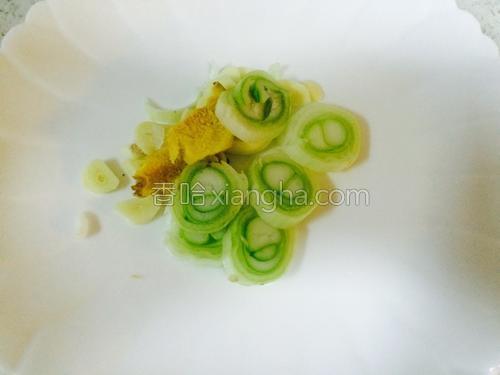 番茄酱虾。的做法大全【图】_番茄酱虾。的家