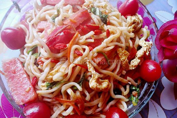 怎么做西红柿炒面 NjAwX2MxXzQwMA