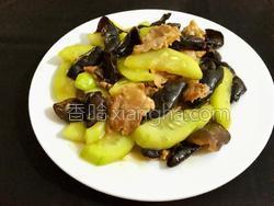 木耳肉片的做法视频 MjUwX2MxXzA