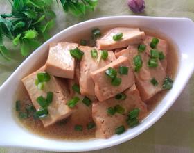 炖豆腐怎么做 MjgweDIyMA