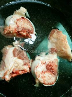 花生海带大骨汤的做法