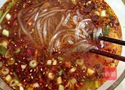 如何自制酸辣粉条 MjUwX2MyOjEvM15yYjI6MS84XzE4MA