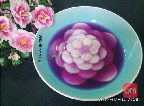 爽白萝卜就做好了,宛若芙蓉出水,冰清玉洁.