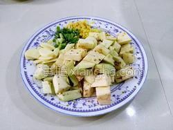 如何炒茄子豆腐 MjUwX2MxXzA