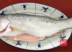 怎么做红烧鲈鱼 MjUwX2MyOjEvM15yYjI6MS84XzE4MA