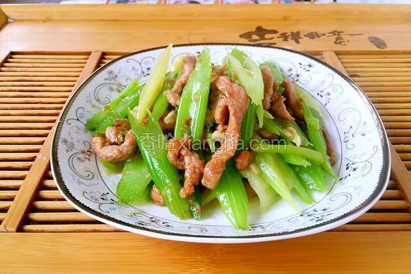 西芹炒肉