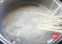 怎样做三鲜汤面 MjUwX2MyOjEvM15yYjI6MS84XzE4MA