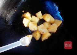 红烧土豆块的做法图解3
