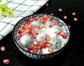 酸奶加火龙果怎么做 MjgweDIyMA