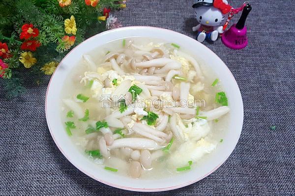 白玉菇鸡蛋汤的做法_菜谱_香哈网