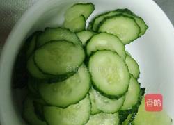 番茄加黄瓜怎么做 MjUwX2MyOjEvM15yYjI6MS84XzE4MA