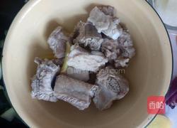 排骨汤的做法大全 适合孩子 MjUwX2MyOjEvM15yYjI6MS84XzE4MA