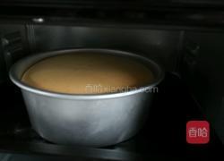 蛋糕胚怎么做电饭锅 MjUwX2MyOjEvM15yYjI6MS84XzE4MA