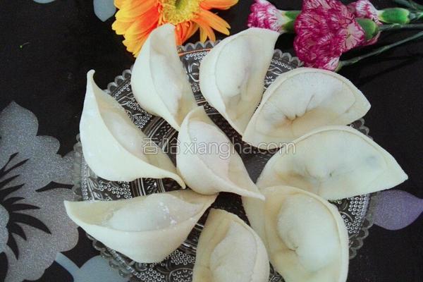 元宝饺子包法的做法