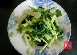 如何炒芹菜土豆 MjUwX2MyOjEvM15yYjI6MS84XzE4MA