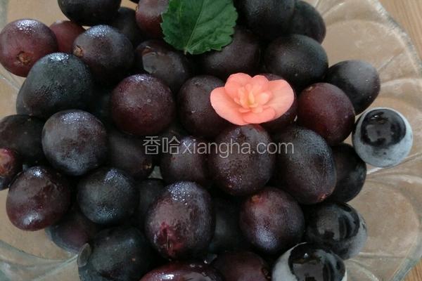 自己怎么做葡萄冰美式 NjAwX2MyXzQwMA